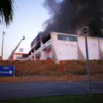 Sul Informação - Armazém no Retail Park da Guia está a arder [com fotos]