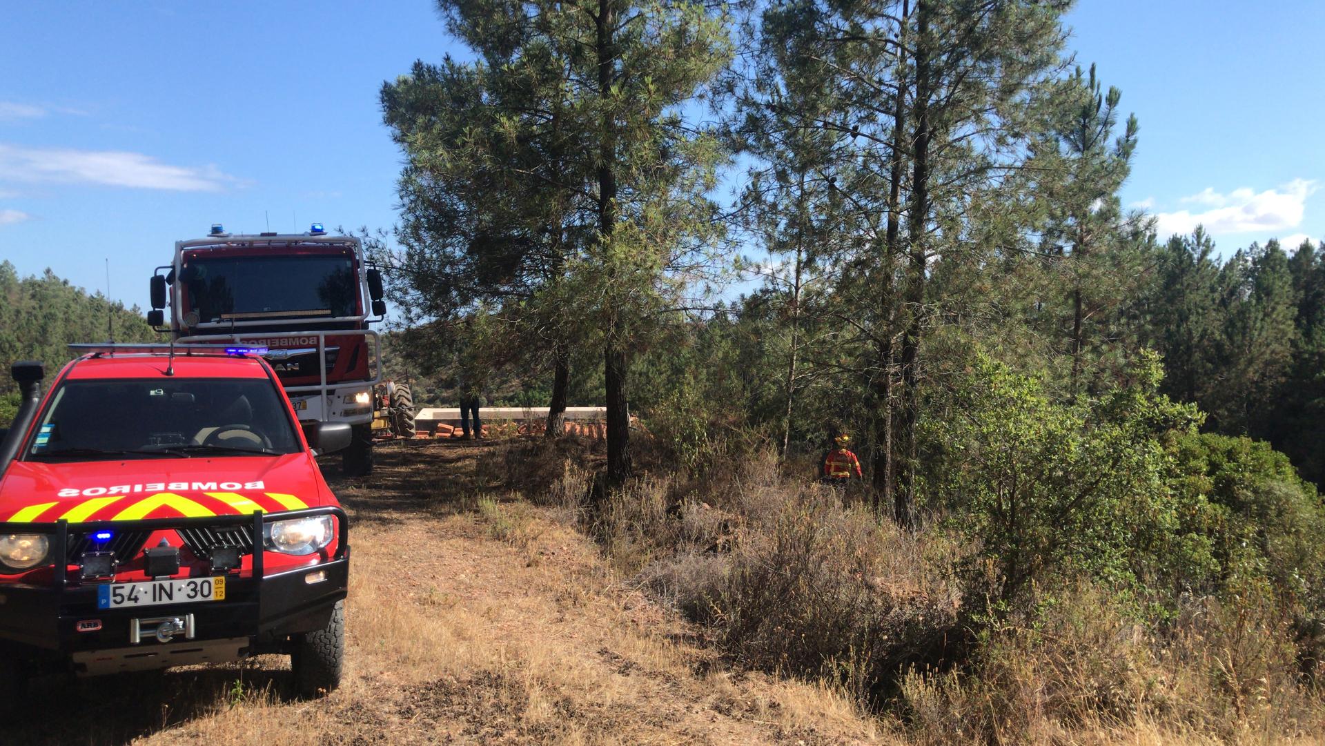 Sul Informação - Incêndio que deflagrou no Rasmalho foi dominado em 13 minutos