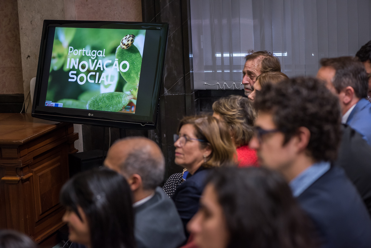 Sul Informação - Abriram candidaturas para programa de apoio à inovação social