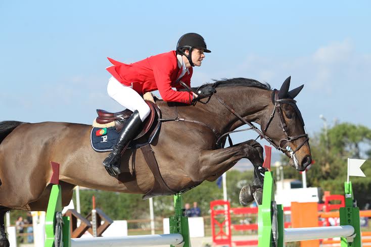 Sul Informação - Cavaleiro português garante 2º lugar no Grande Prémio CSI3* Vilamoura Atlantic Tour
