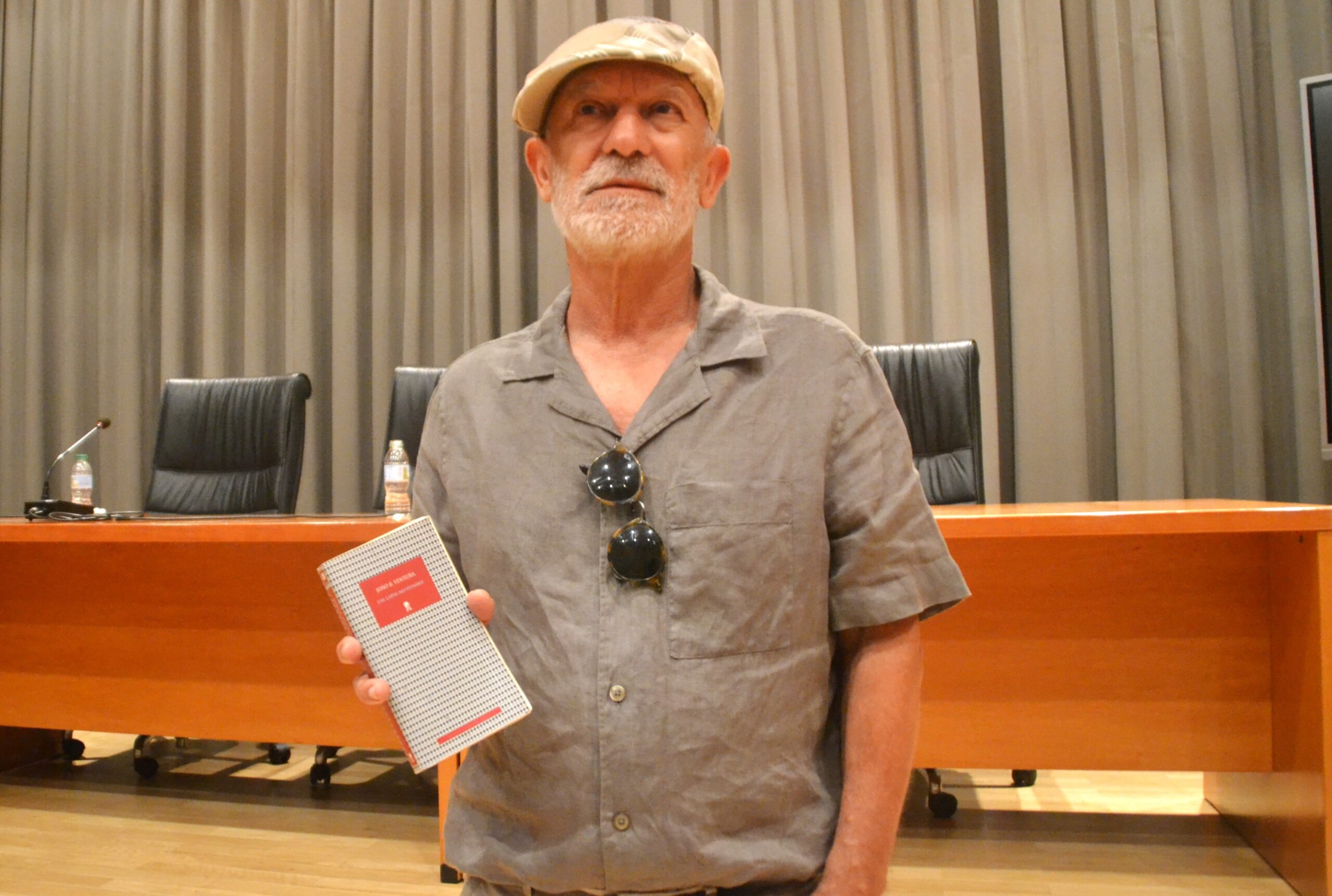 Sul Informação - A «biblioteca portátil» de João Ventura resultou num “Lápis no Punho”
