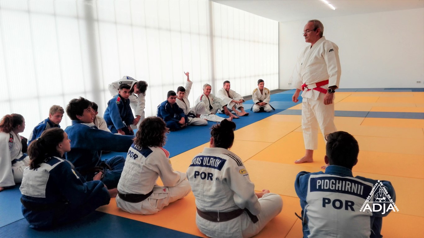 Sul Informação - Iniciativas «em prol do crescimento do judo algarvio» realizaram-se no Parchal
