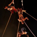 Sul Informação - Fotogaleria: Acrobacias áreas juntam-se à música para espetáculo de novo circo em Monchique