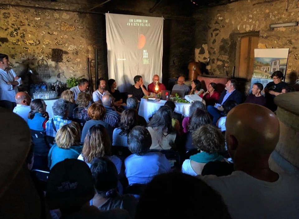 Sul Informação - Medronho, o drama da serra de Monchique que até resiste ao fogo, agora é livro