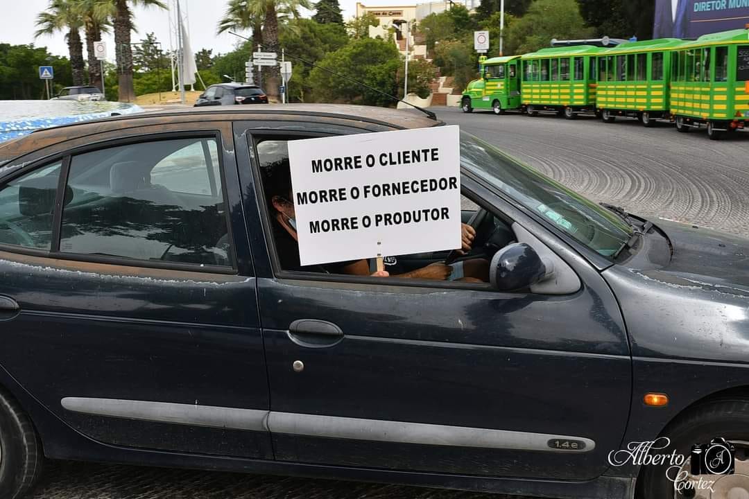 Sul Informação - Comerciantes de Albufeira lançam «pedido de socorro» porque se sentem «S.Ó.S»