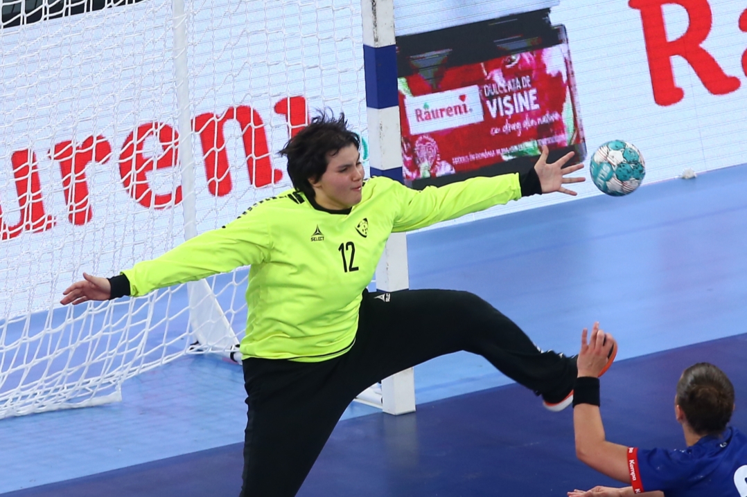 Sul Informação - Matilde Rosa cumpre sonho no Europeu de andebol com «borboletas na barriga»