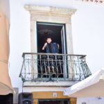 Sul Informação - A menina esteve à janela em Faro