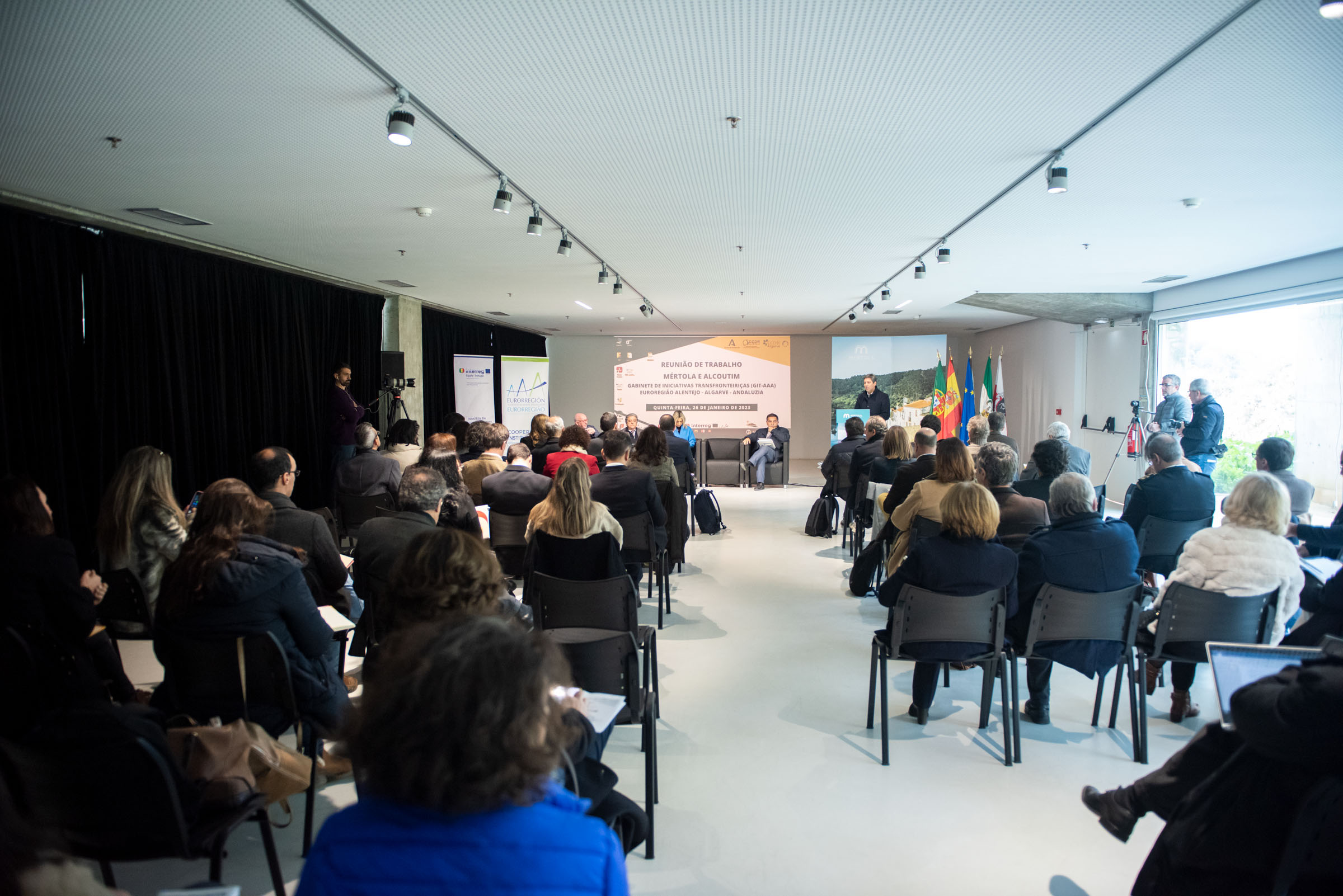 Sul Informação - Mértola discutiu cooperação transfronteiriça