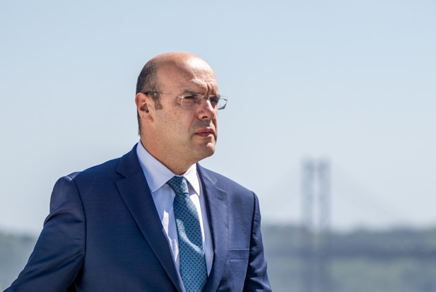 Sul Informação - Governo apresentou plano para atingir 27 mil milhões de euros de receitas turísticas em 2027