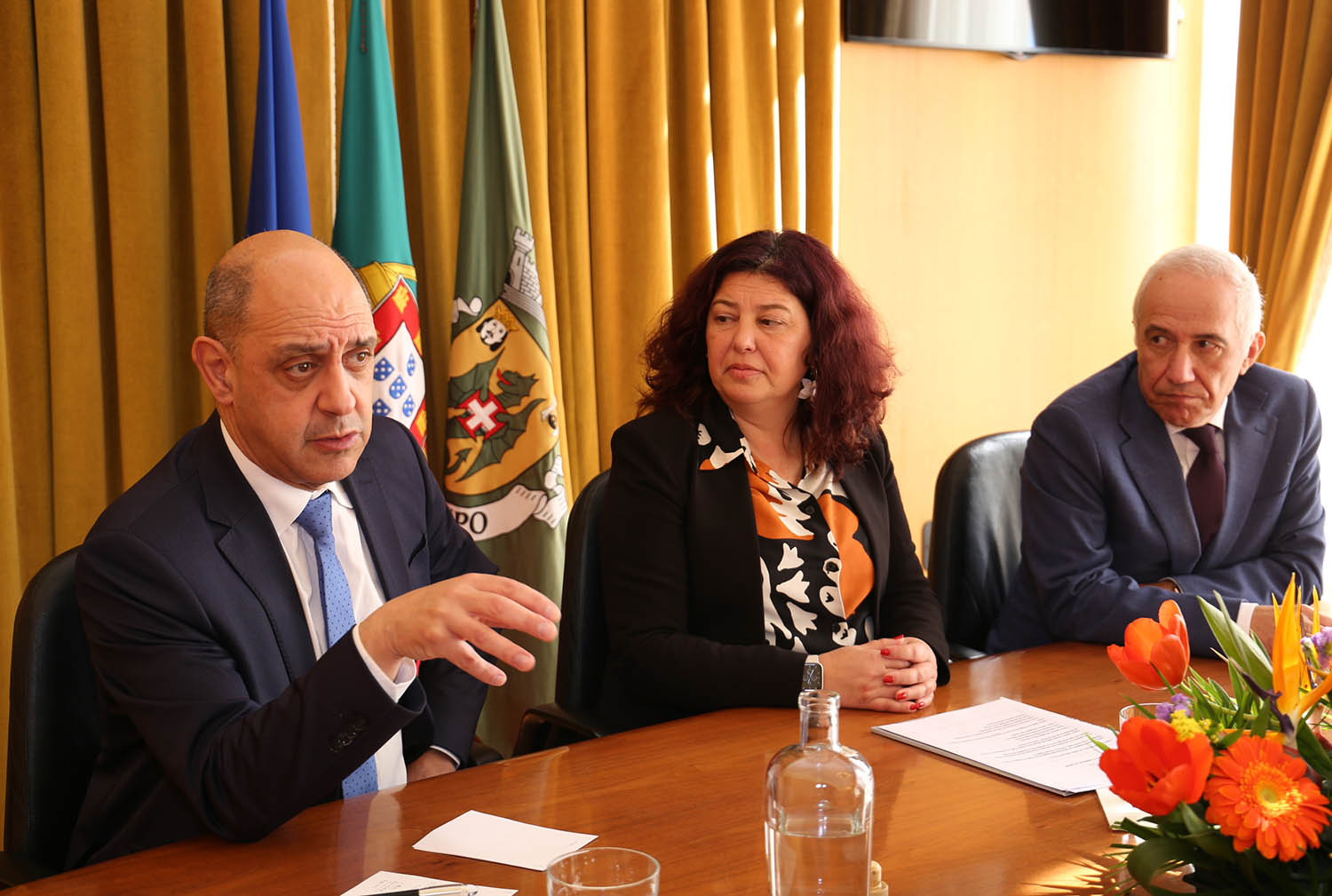 Sul Informação - Manuel Pizarro veio ao Algarve encontrar-se com autarcas «em situação desesperante»