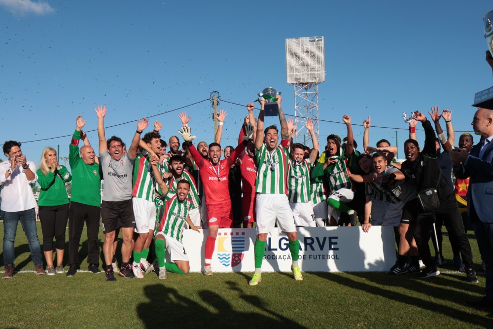 Sul Informação - Moncarapachense conquista Taça do Algarve com vitória frente ao Ferreiras