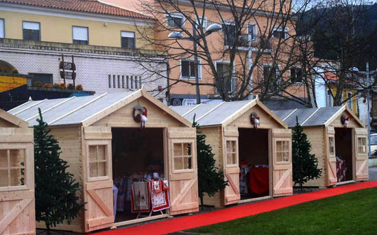Sul Informação - «Monchique Serra de Natal» promove mercadinho, animação e gastronomia até ao Dia de Reis