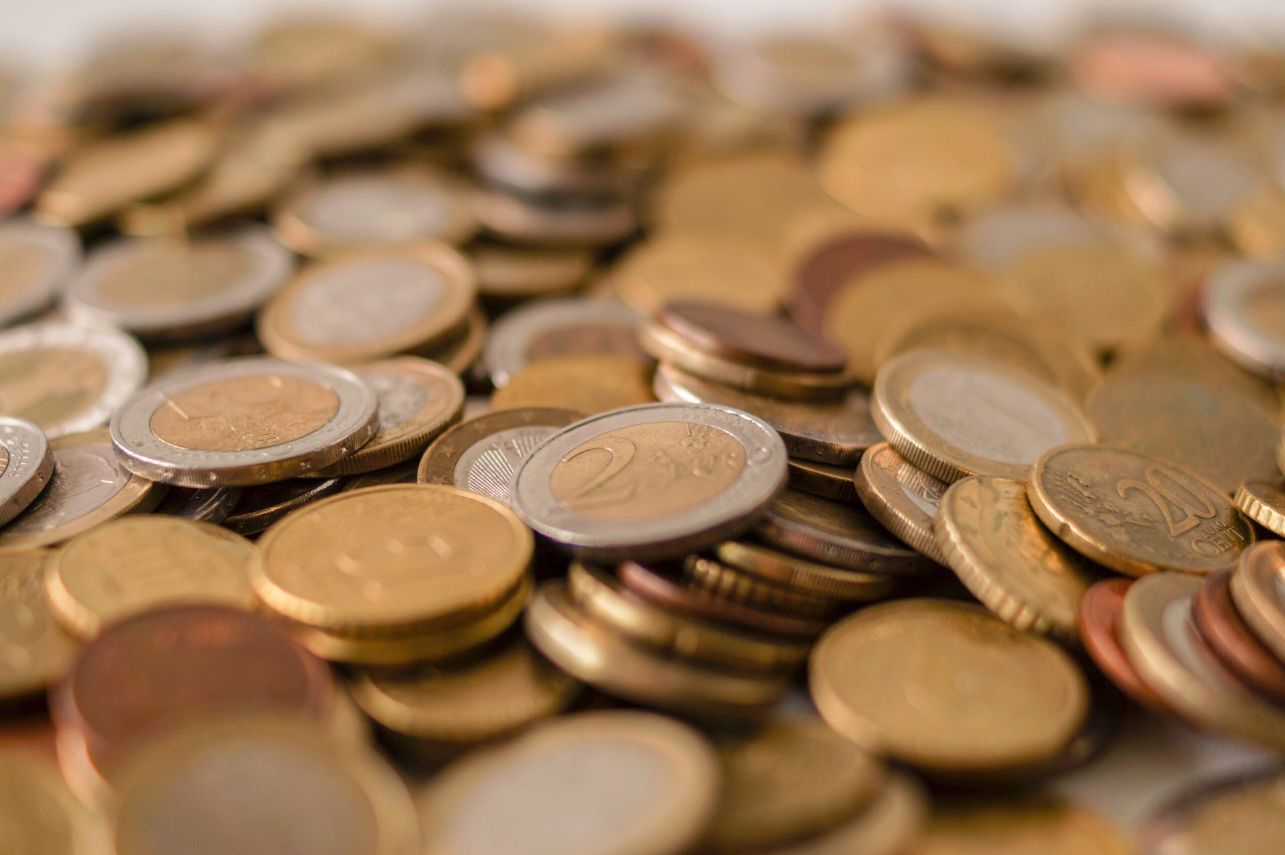 Sul Informação - Taxas Euribor sobem a 3, 6 e 12 meses para novos máximos desde Dezembro de 2008
