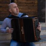 Sul Informação - Nelson Conceição dá música a Santa Bárbara de Nexe