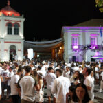 Sul Informação - Milhares participam na onda branca da noite de Loulé