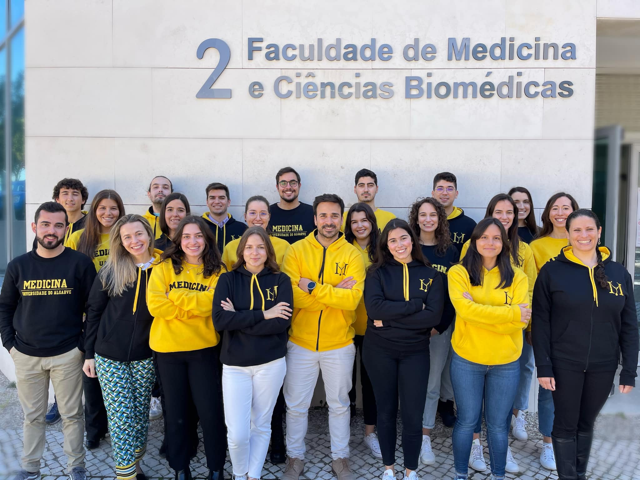 Sul Informação - Alunos de Medicina querem manter estágios no CHUA sem excluir Garcia de Orta