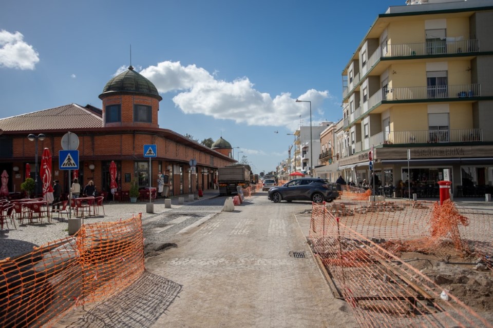 Sul Informação - Olhão: Segunda fase das obras na Avenida 5 de Outubro já arrancou