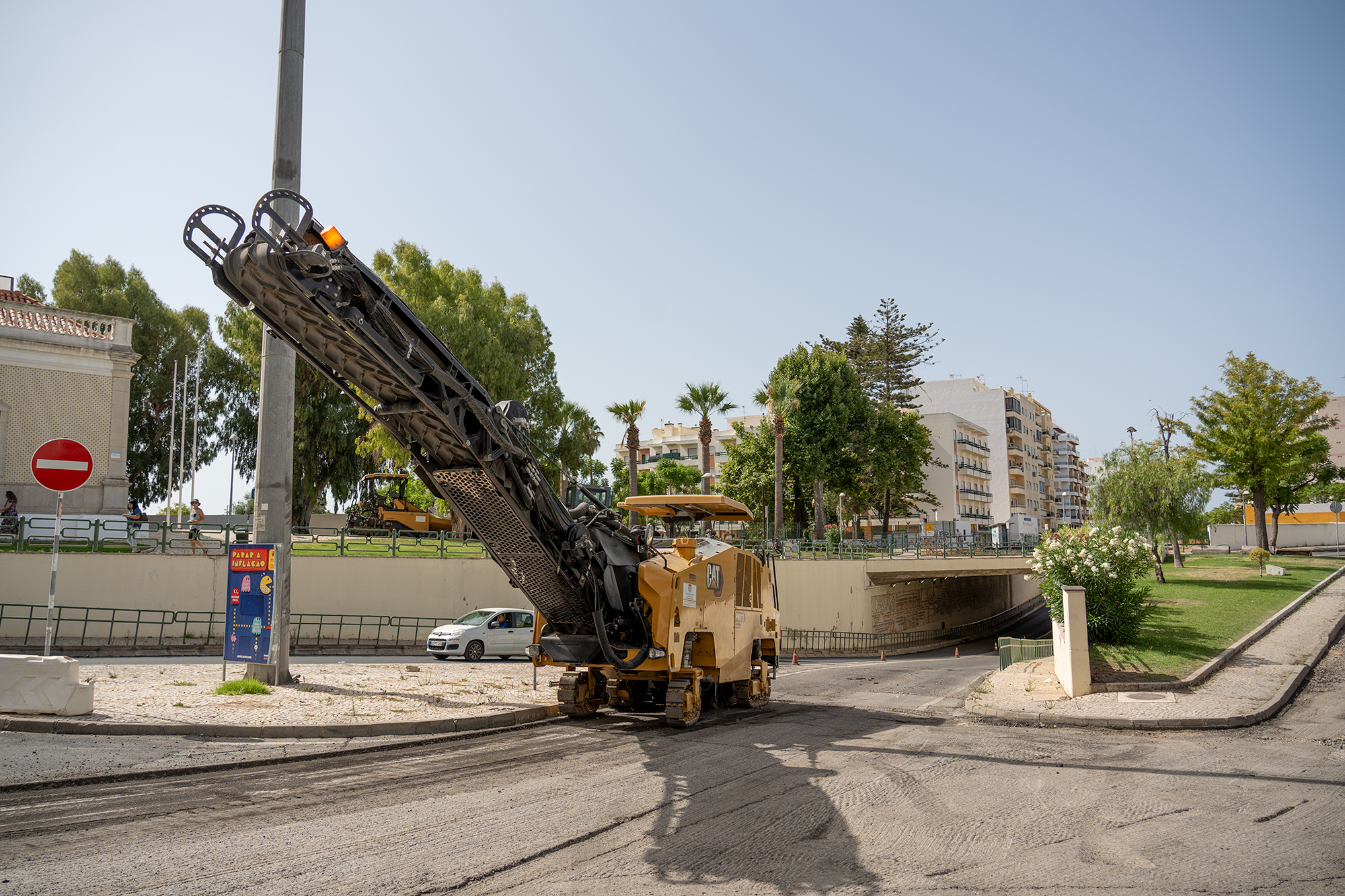 Sul Informação - Obras de pavimentação no túnel de Olhão estão quase a terminar