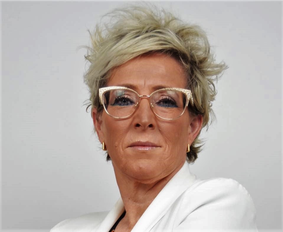 Sul Informação - Odília Lopes encabeça lista do Aliança/Algarve para as Legislativas