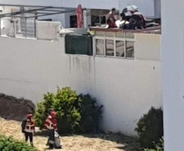 Sul Informação - Portimão: Paraquedista polaca aterra em telhado e fica ferida