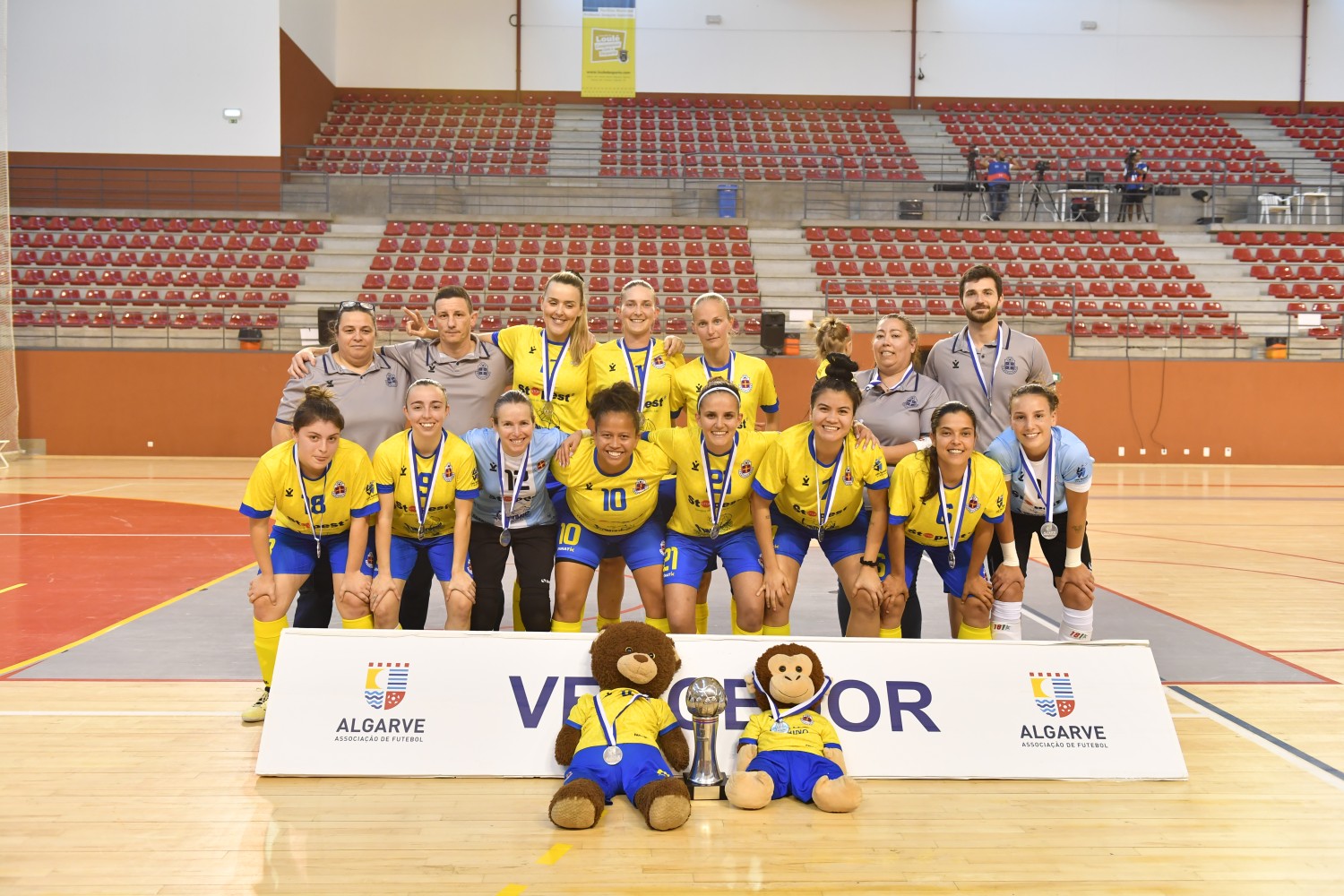Sul Informação - Parchalense vence Taça do Algarve de futsal feminino