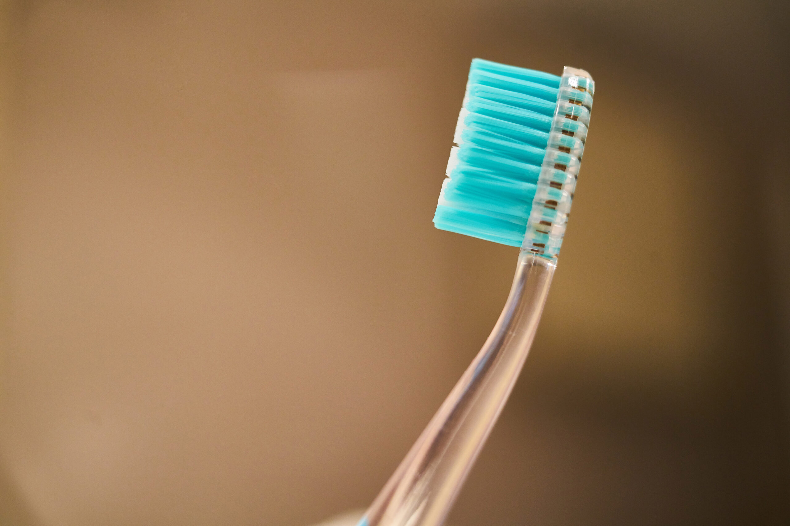 Sul Informação - Escolas vão receber 100 mil kits de higiene oral