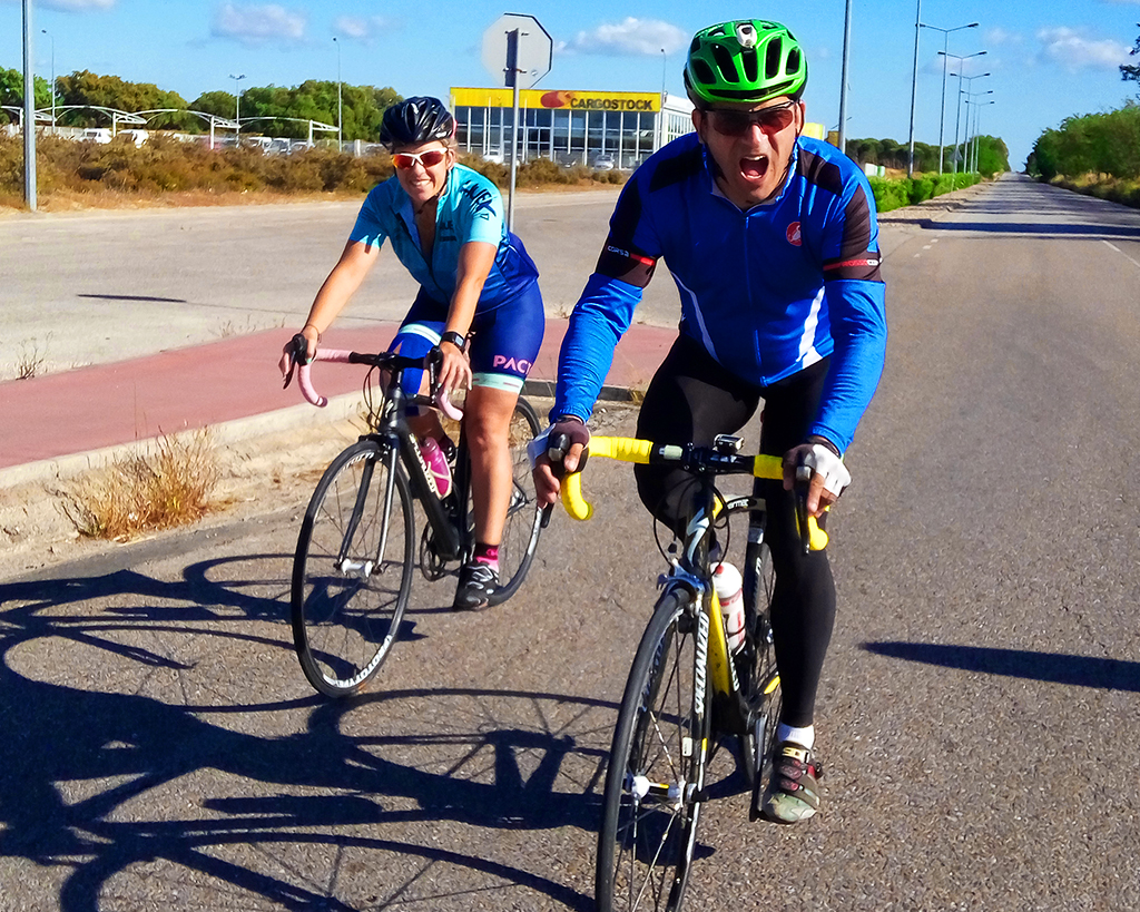 Sul Informação - Peregrinos de VRSA foram a Fátima de bicicleta num dia mas não viram o Papa