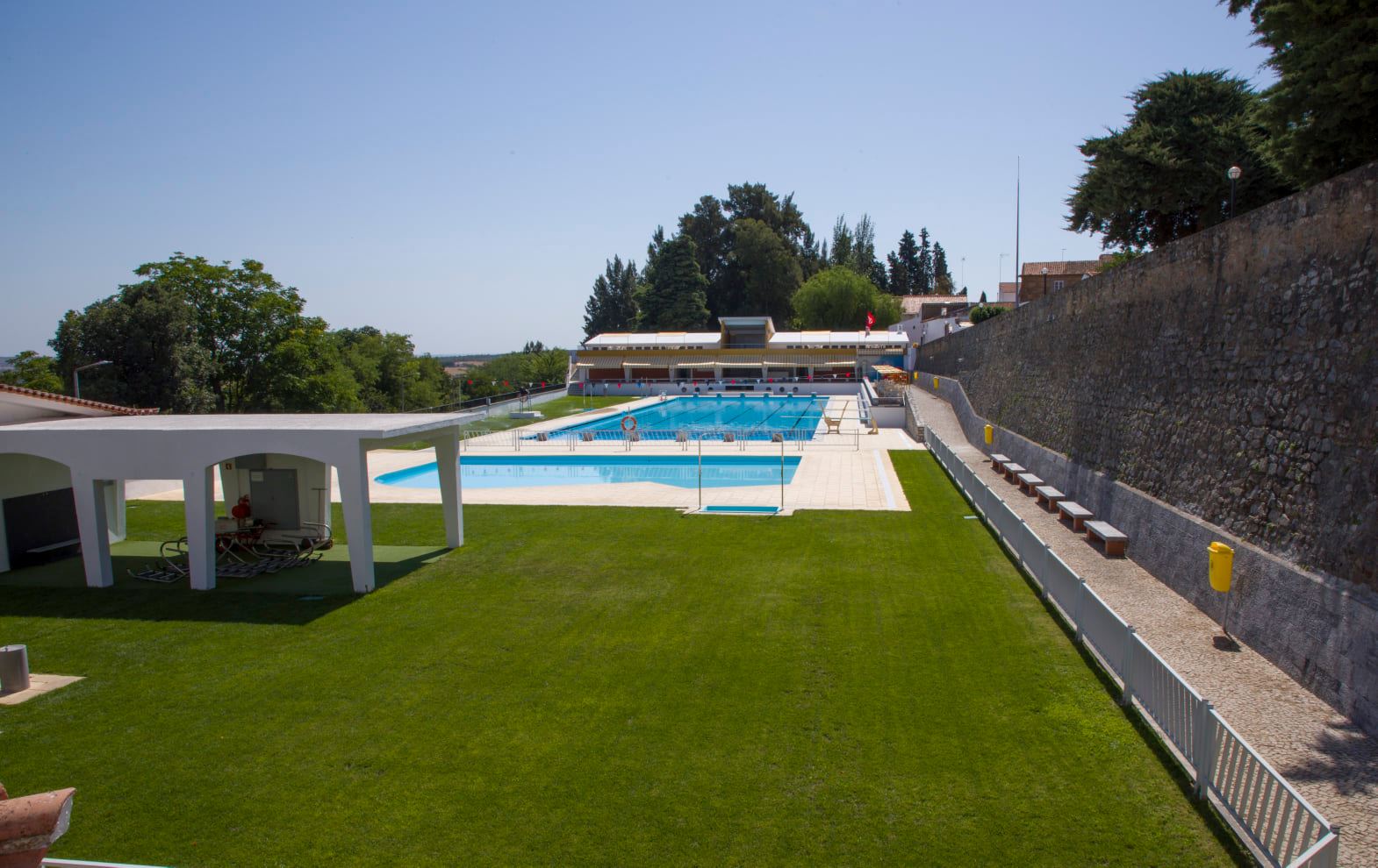 Sul Informação - Piscinas de Moura não abrem este ano