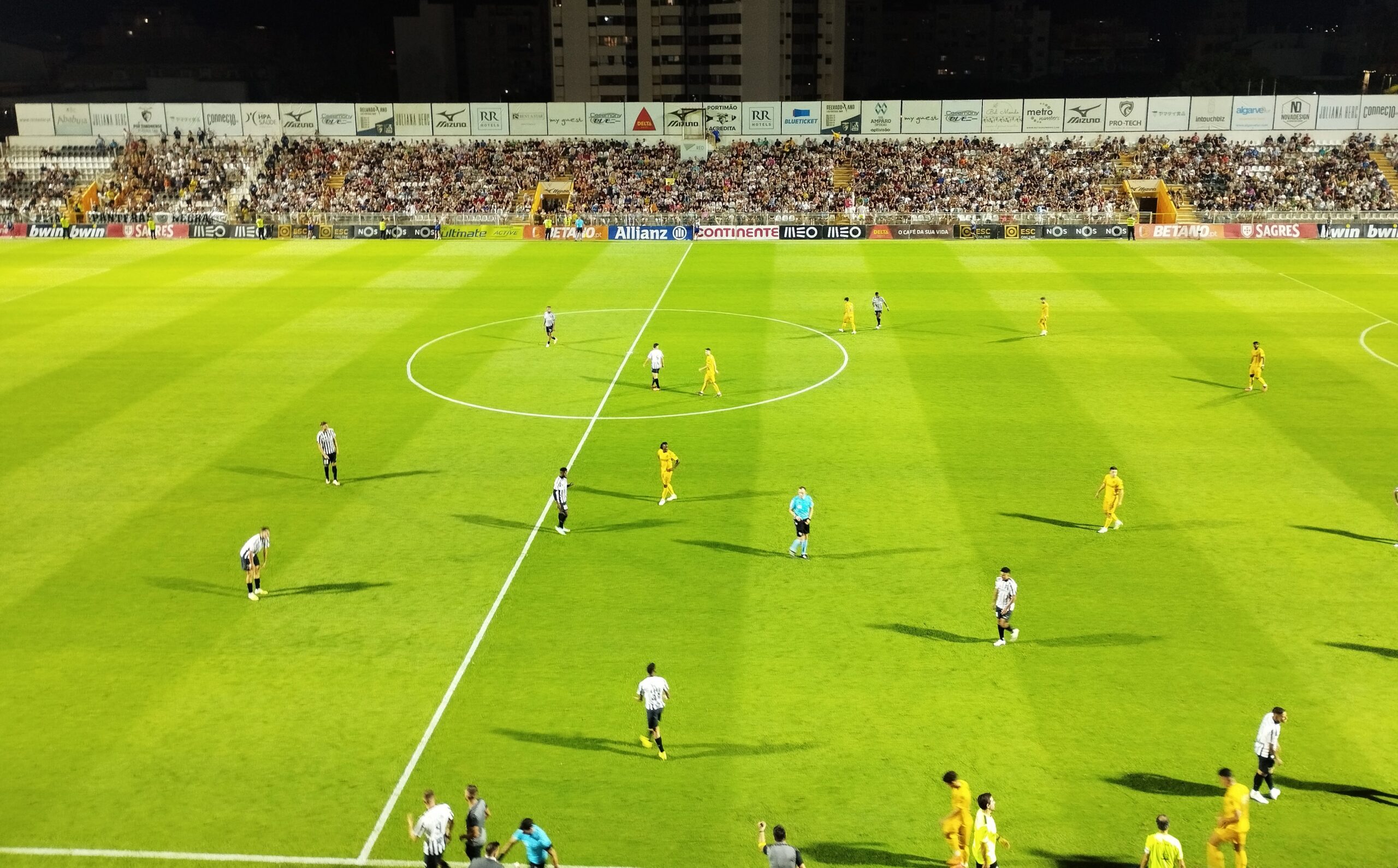 Sul Informação - Má primeira parte dita nova derrota do Portimonense