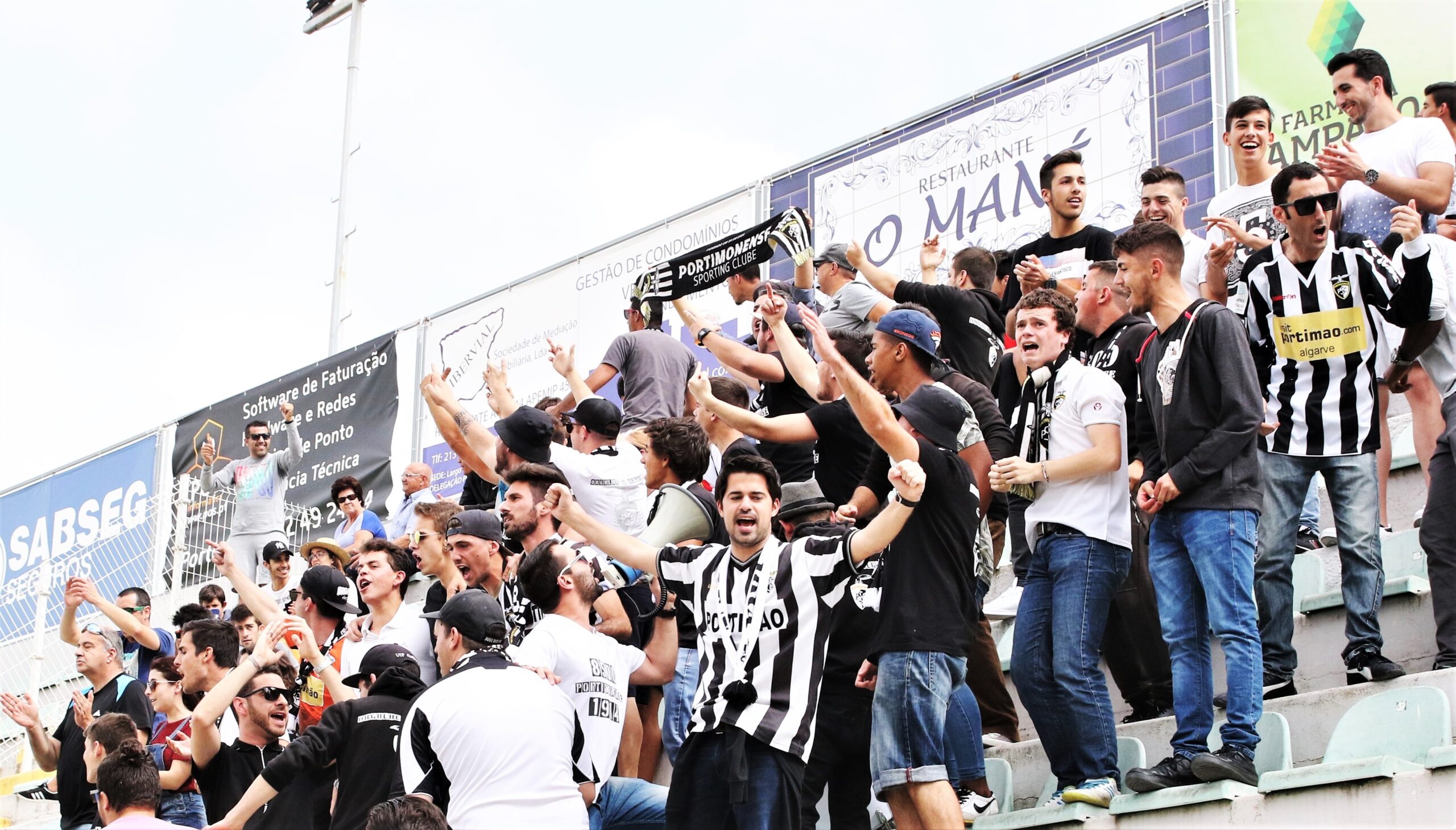 Sul Informação - Fotogaleria: Veja como é que o Portimonense ficou mais perto de subir de divisão