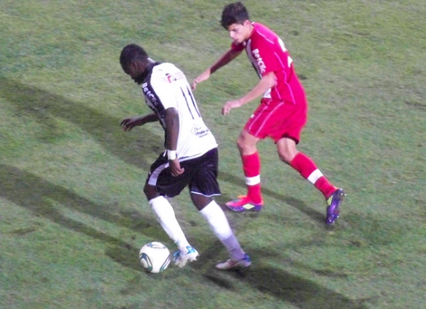 Sul Informação - Liga Orangina: Portimonense empata com Desportivo das Aves e volta aos lugares de despromoção