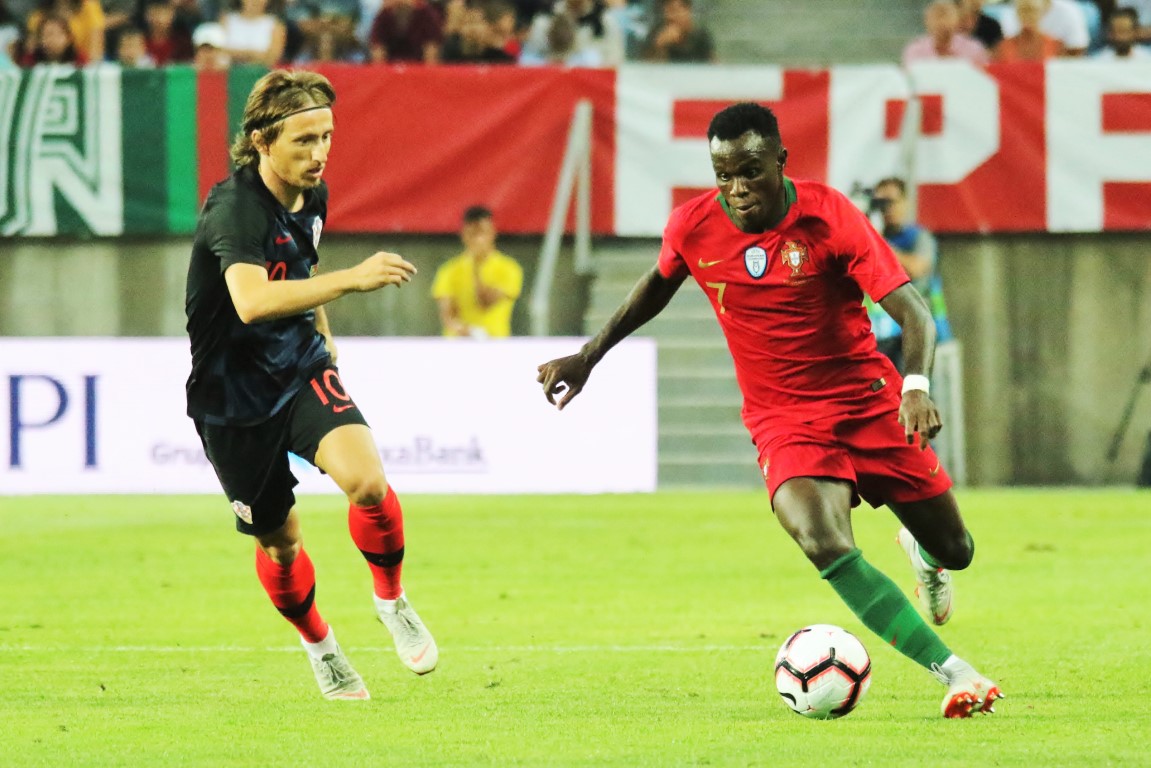 Sul Informação - Boa primeira parte e ondas mexicanas não chegaram para Portugal vencer a Croácia