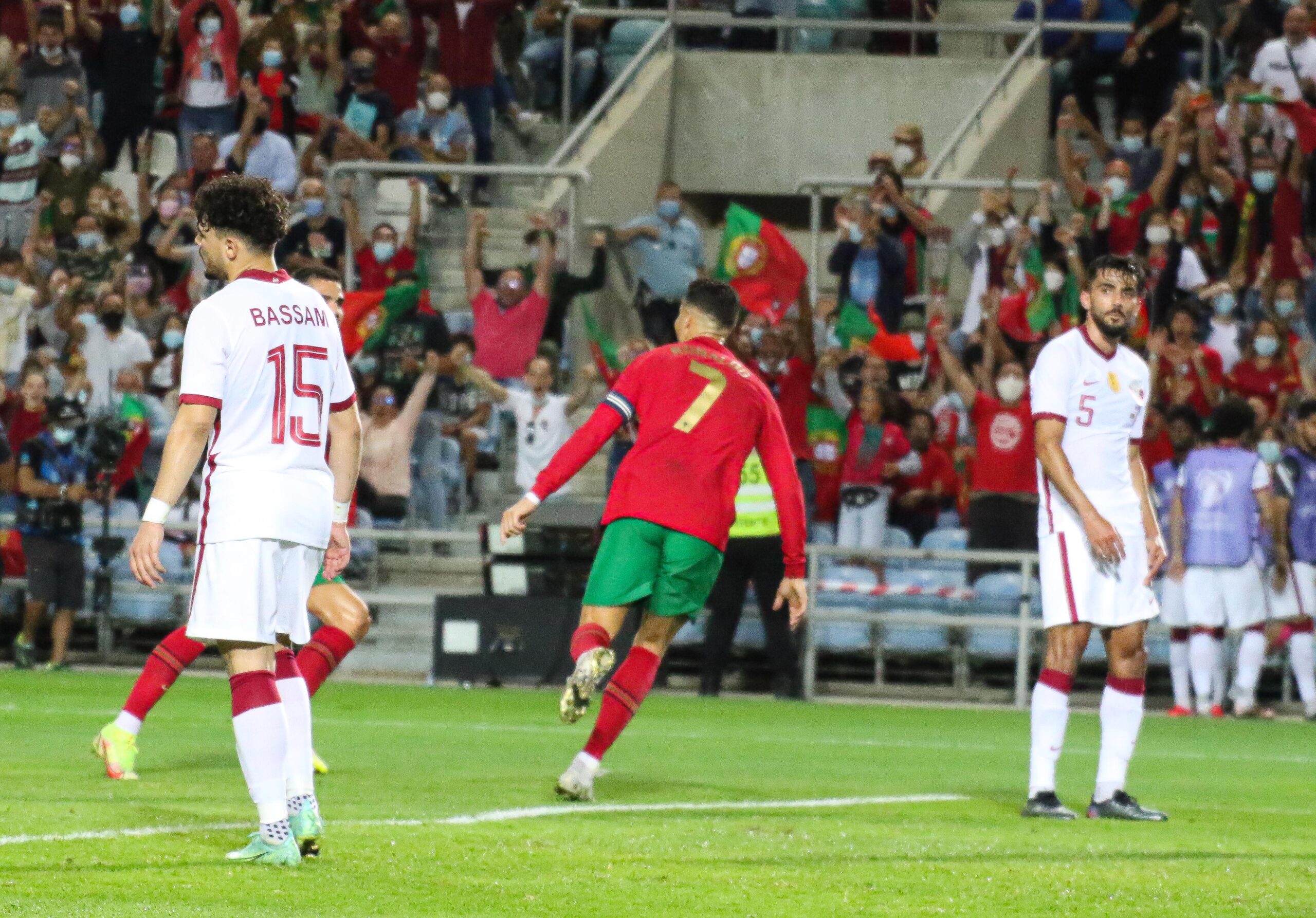 Sul Informação - Veja os melhores momentos da vitória de Portugal no Estádio Algarve