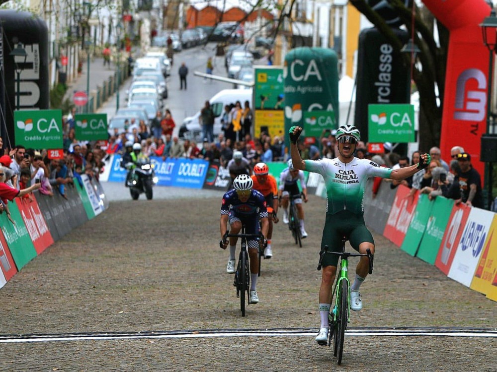 Sul Informação - Eduard Prades vence quarta etapa da Volta ao Alentejo e veste camisola amarela