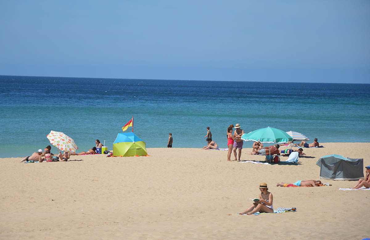 Sul Informação - Julho «está perdido» no Algarve, mas mercado nacional pode ajudar turismo em Agosto
