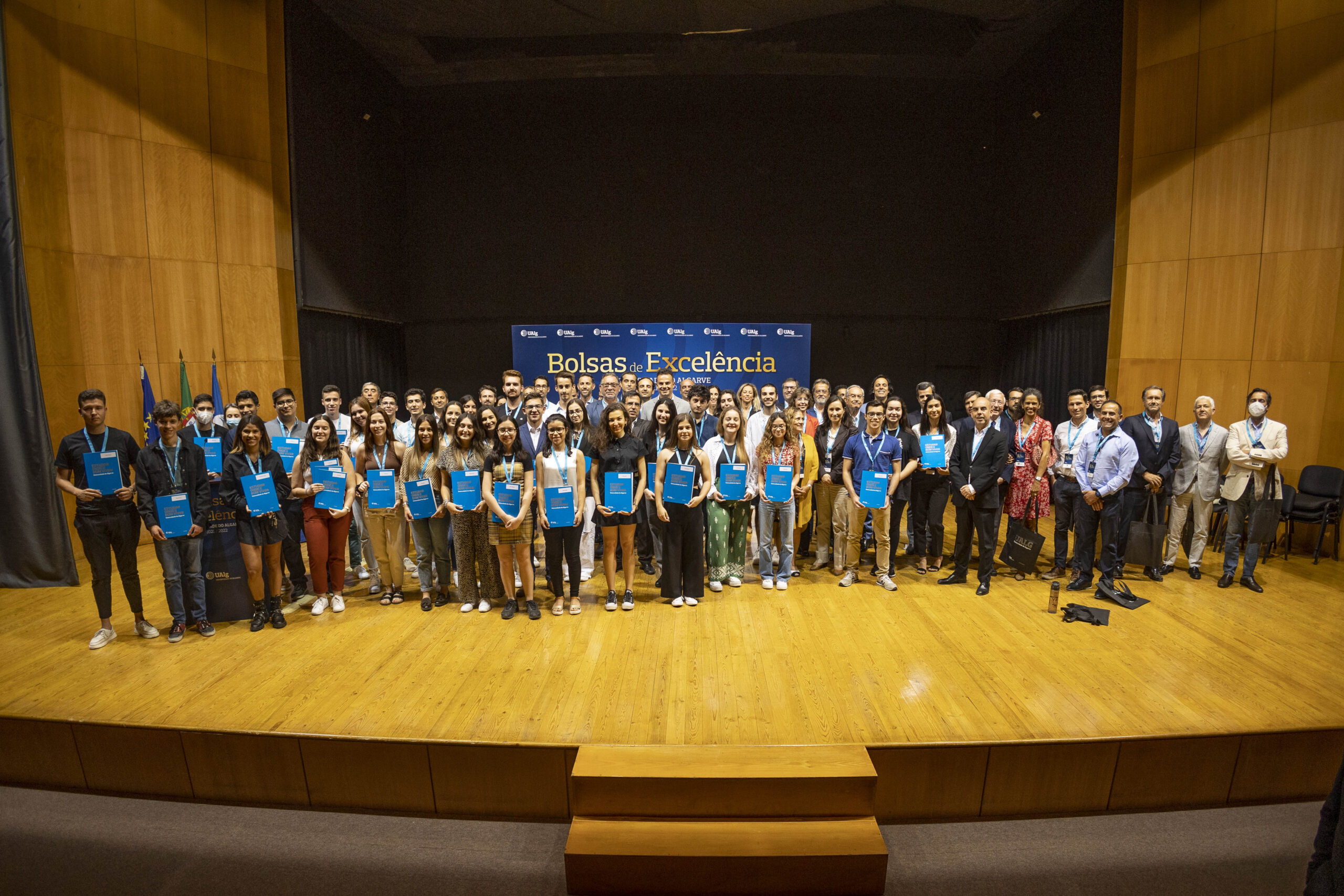 Sul Informação - 63 alunos da UAlg distinguidos com Bolsas de Excelência