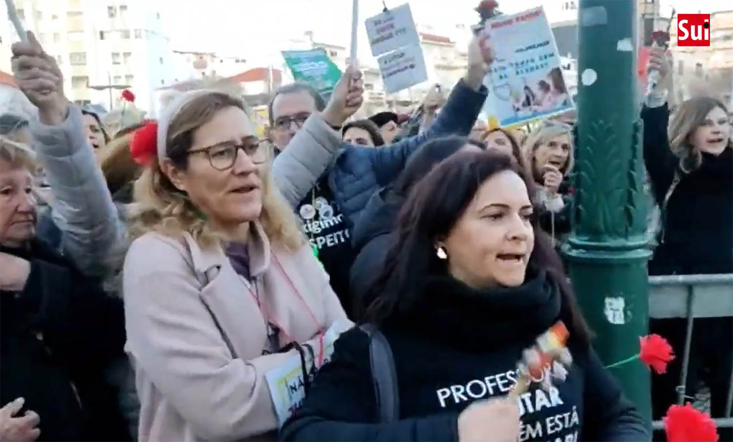 Sul Informação - Professores manifestaram-se em Portimão, mas ministro da Educação não lhes ligou [vídeo]
