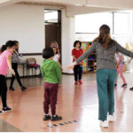 Sul Informação - Coreógrafa Alice Duarte e alunos mostram como se dança o território de Monchique