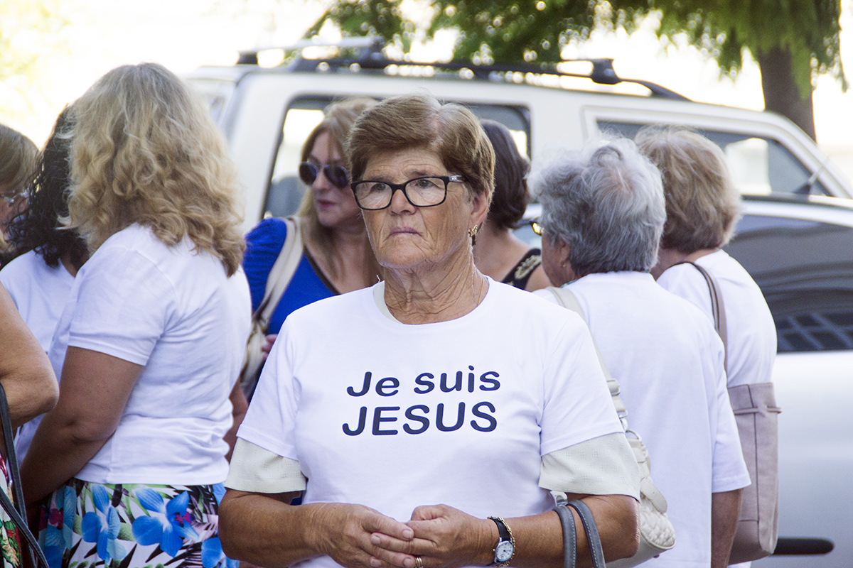 Sul Informação - Paroquianos de S. B. Nexe e Estoi estão contra saída do padre Jesus, mas decisão é «irrevogável»