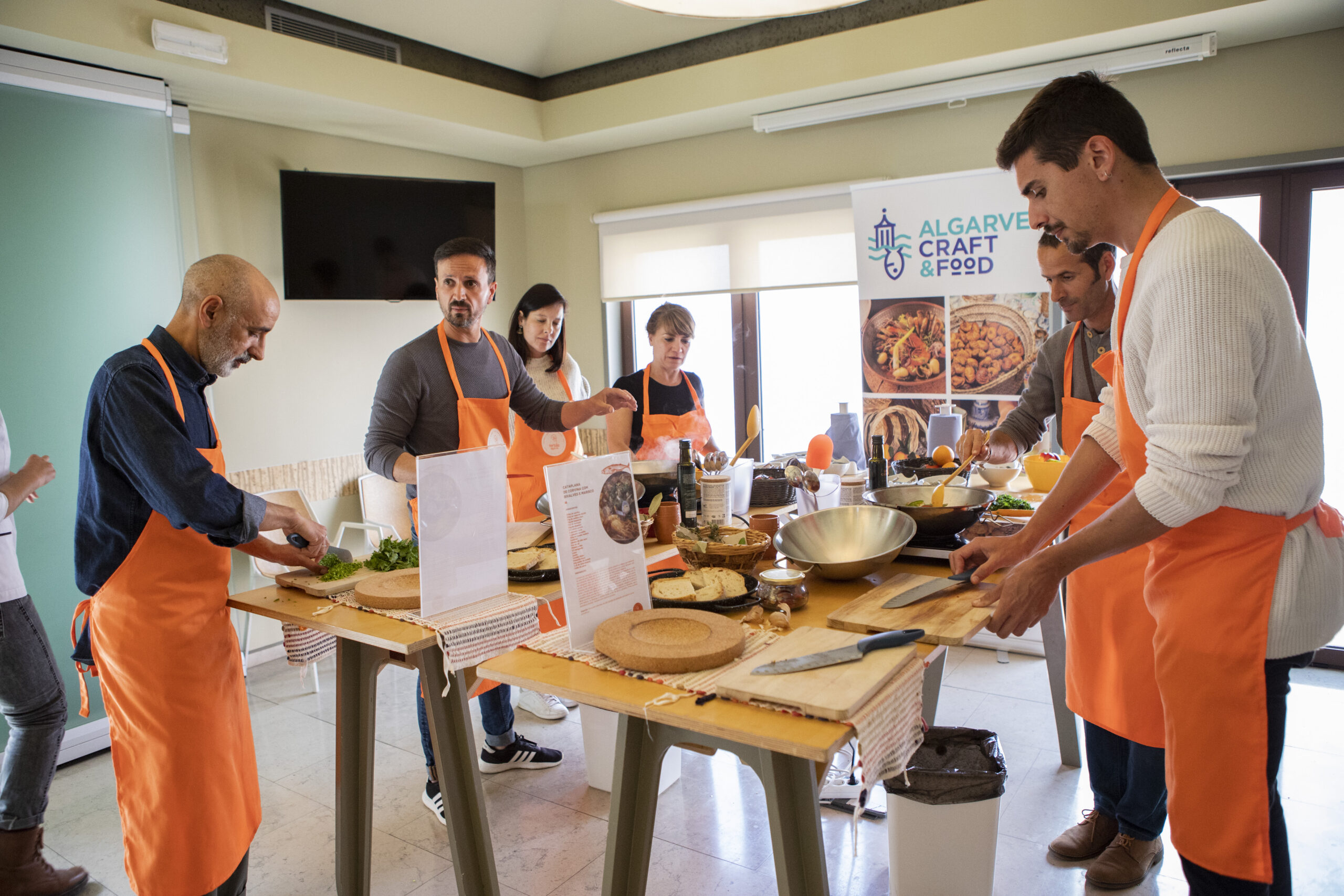 Sul Informação - Chefs, designers e artesãos juntam-se para criar 10 novos produtos de artesanato
