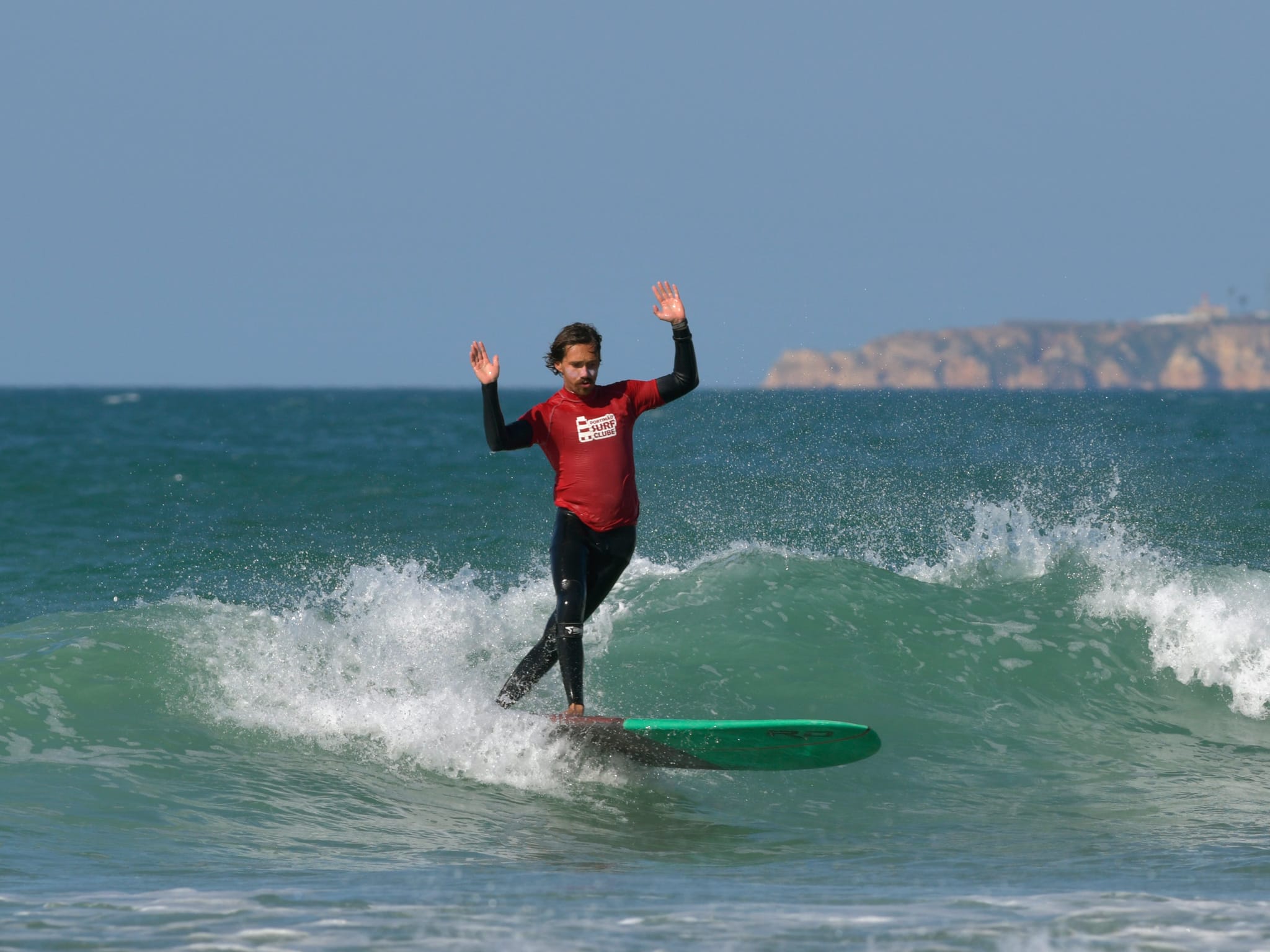 Sul Informação - Arade Clássico contou com «ondas boas», «boa onda» e homenagem ao surfista Zé dos Cães