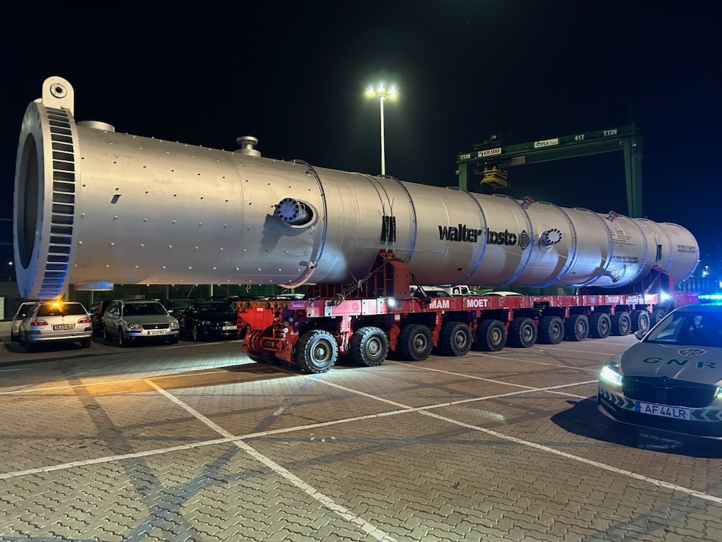 Sul Informação - Porto de Sines recebe reatores para a produção de biocombustíveis