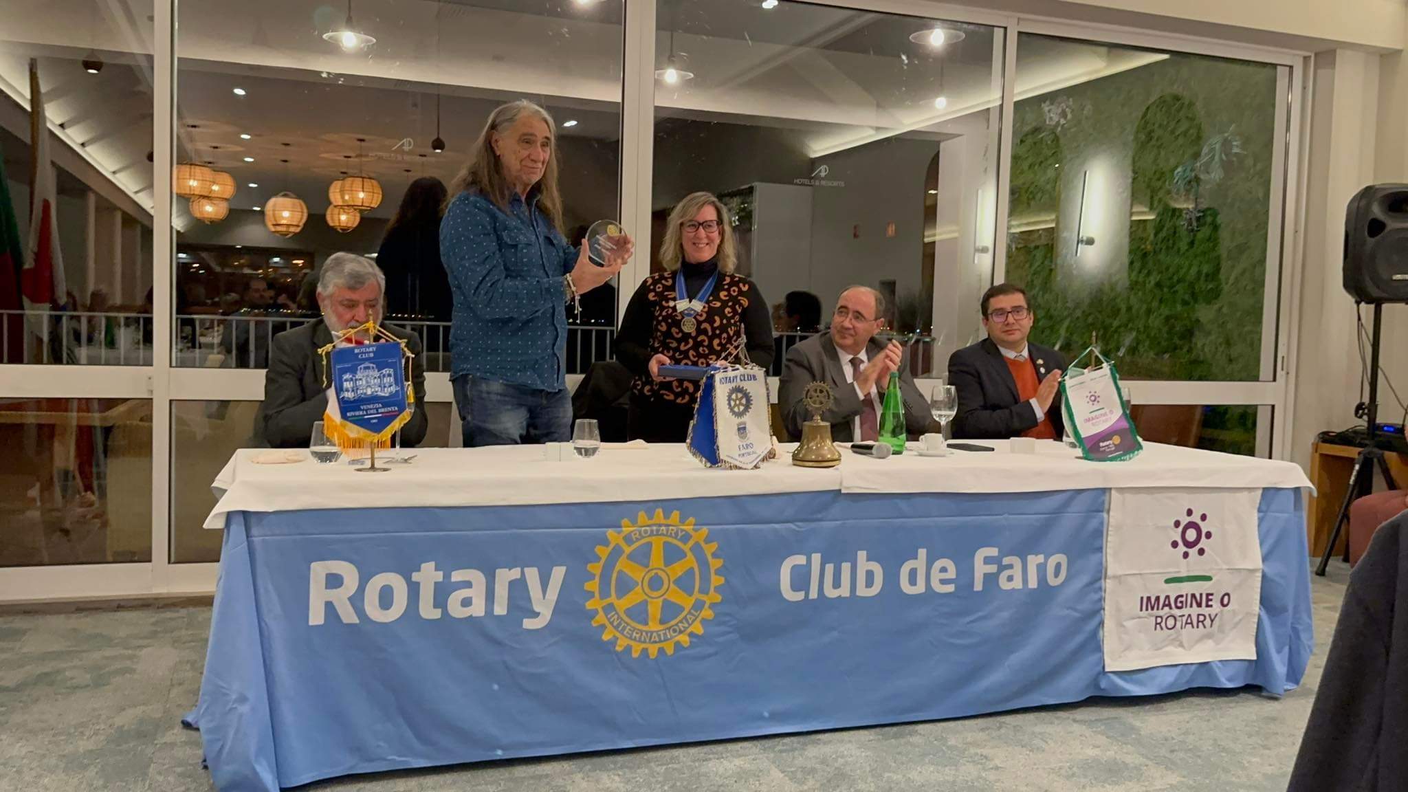 Sul Informação - Rotary Clube de Faro dá “Prémio Carreira” a José Amaro