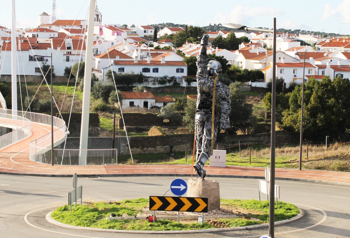 Sul Informação - Almodôvar inaugura monumento de homenagem aos seus mineiros