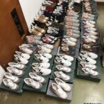 Sul Informação - Malas, sapatilhas e casacos contrafeitos apreendidos na Feira de São Martinho