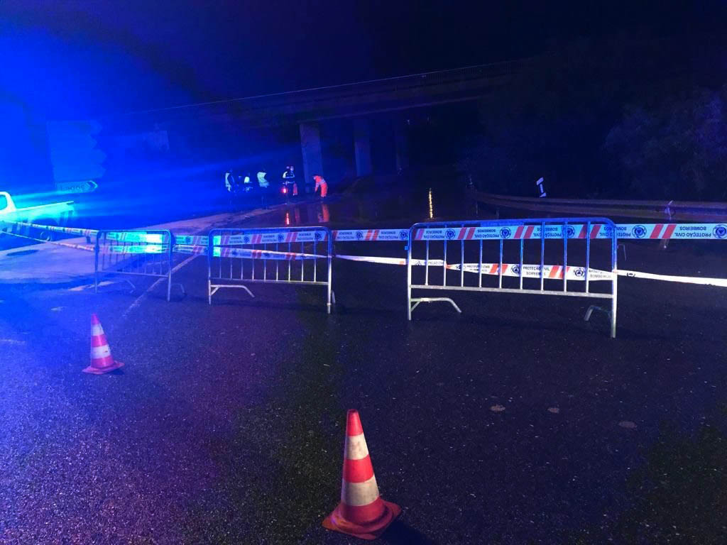 Sul Informação - Chuva de ontem à noite provocou 22 ocorrências no Barlavento Algarvio