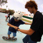 Sul Informação - Associação WallRide ensinou skate às crianças de Castro Marim
