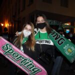 Sul Informação - «Uma sensação inacreditável»: centenas de adeptos do Sporting festejaram título em Faro