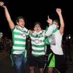 Sul Informação - «Uma sensação inacreditável»: centenas de adeptos do Sporting festejaram título em Faro
