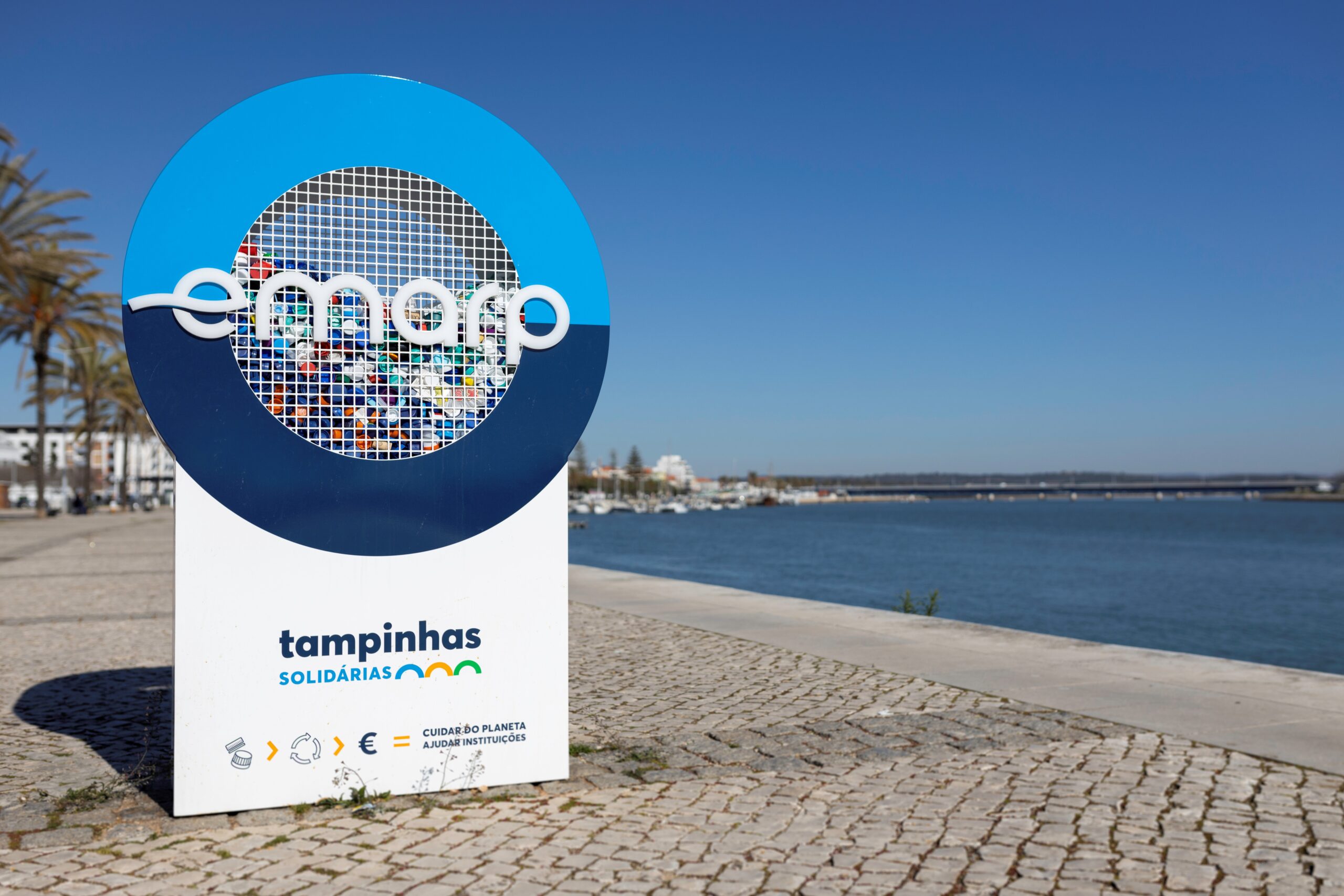 Sul Informação - EMARP já entregou 600 kg de tampinhas plásticas «solidárias» à associação “Espiral de Vontades”